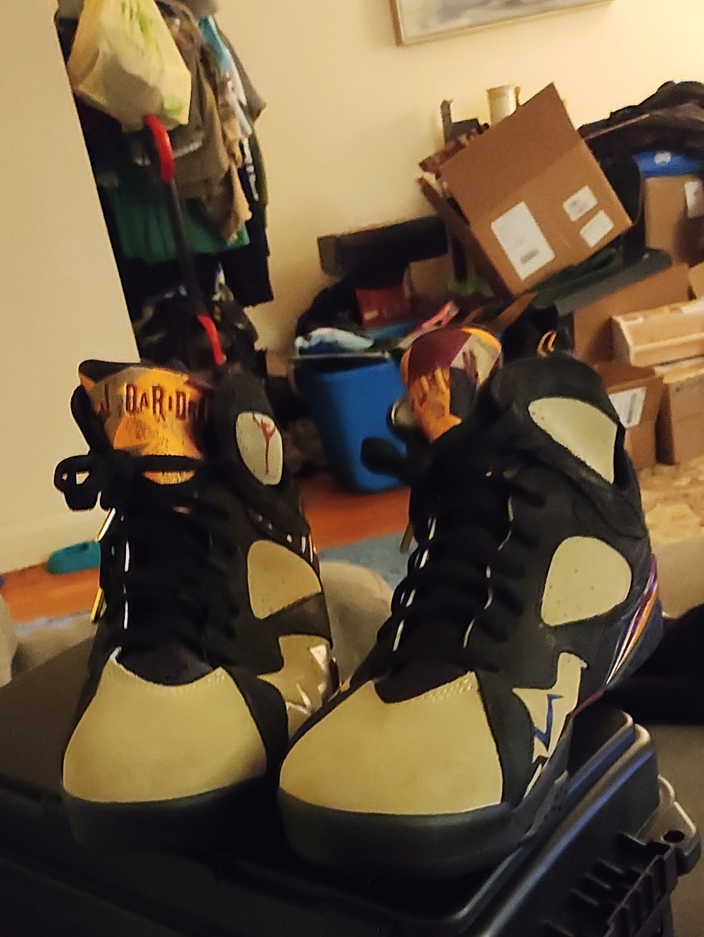 Jordan Kids' Retro Basketball Shoes - Black & Tan